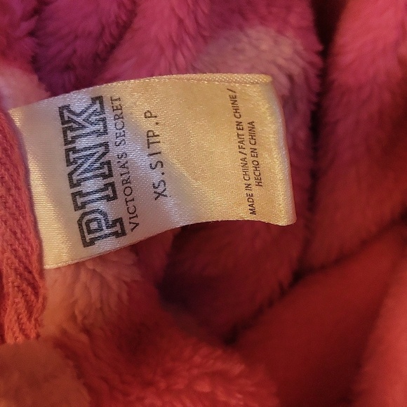 Victoria Secrets Pink Bling Polka Dot Bath Robe - Picture 5 of 5